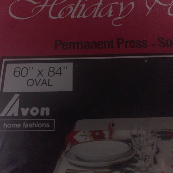 Vintage Christmas Table Cloth 60 x 84 New Old Stock in Original Packaging - Picture 4 of 5